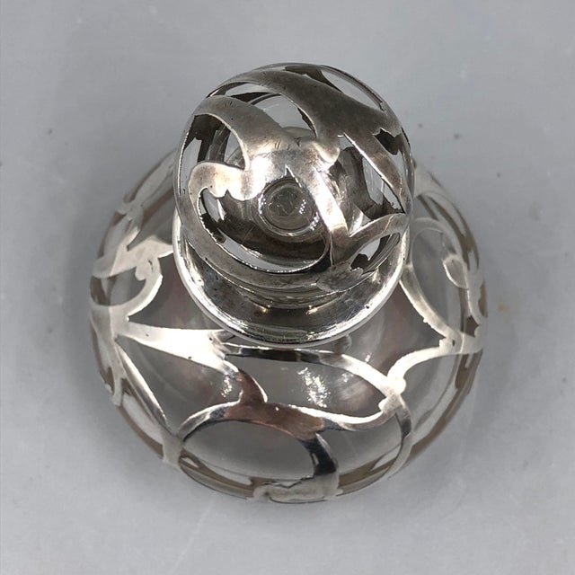 Antique Perfume Bottle in Sterling Silver Overlay, 1900s For Sale - Image 9 of 11