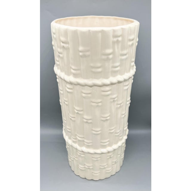 Chelsea House Inc Vintage White Faux Bamboo Ceramic Umbrella Stand or Walking Stick Holder – Hollywood Regency / Coastal For Sale - Image 4 of 12