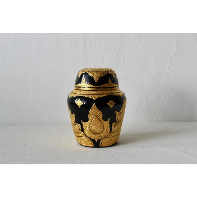 Asian Antique Vintage Royal Thai Style Gilded Lacquered Owl Shape Container With Lid For Sale - Image 3 of 8