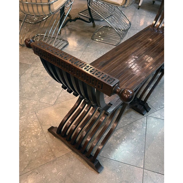 Late 19th Century A Shapely Italian Renaissance Style Walnut Savonarola Bench For Sale In San Francisco - Image 6 of 6