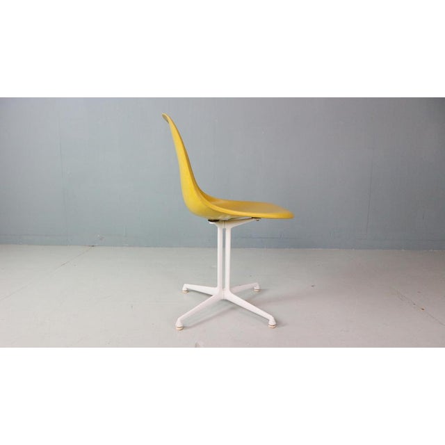 Light Yellow Fiberglass La Fonda Chairs by Charles & Ray Eames for Herman Miller, 1960s, Set of 4 For Sale - Image 16 of 18