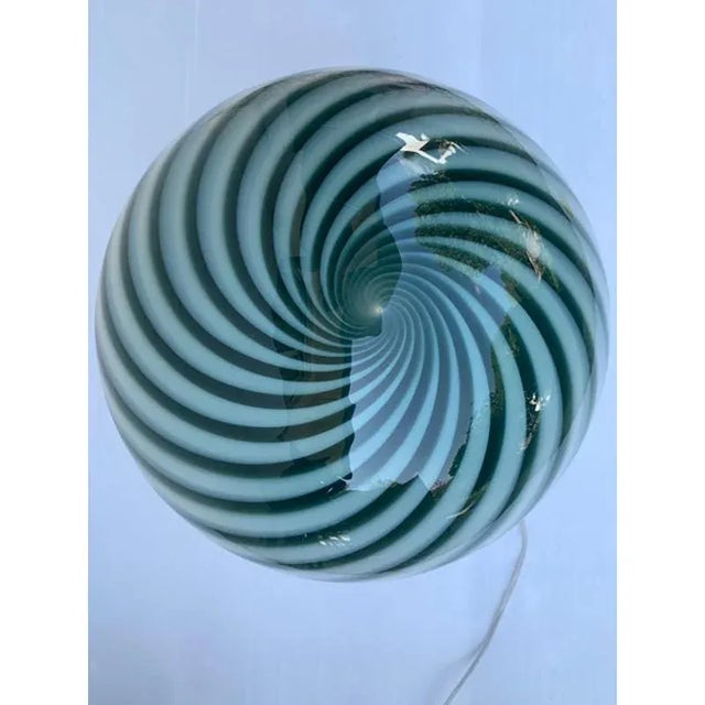 Milky-Green Sphere Swirl Table Lamp in Murano Glass by Simoeng For Sale - Image 3 of 8