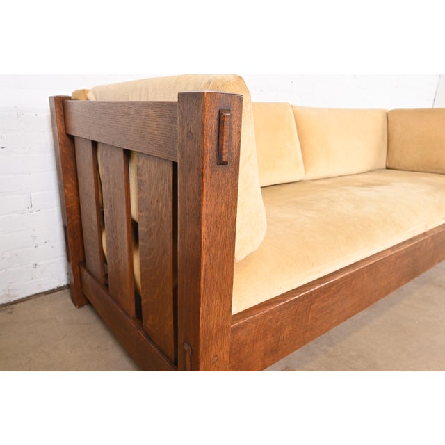 Brown Stickley Mission Oak Arts and Crafts Settle Sofa For Sale - Image 8 of 12