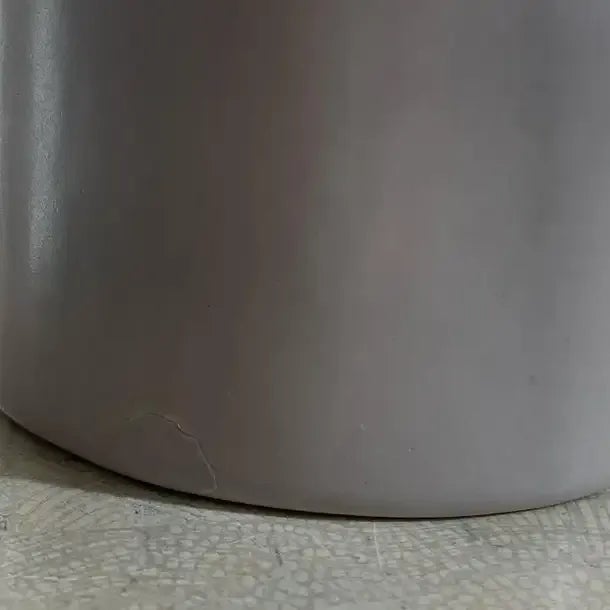 1980s Masa Mami Pink Satin Glaze Memphis Style Squiggle Vase For Sale - Image 5 of 11