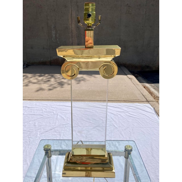 Lucite & Brass Ionic Column Table Lamps - a Pair For Sale - Image 9 of 13