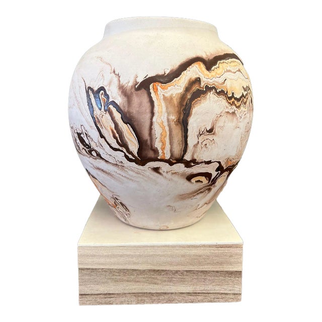 Large Vintage Primitive Nemadji Swirl Pottery Vase For Sale