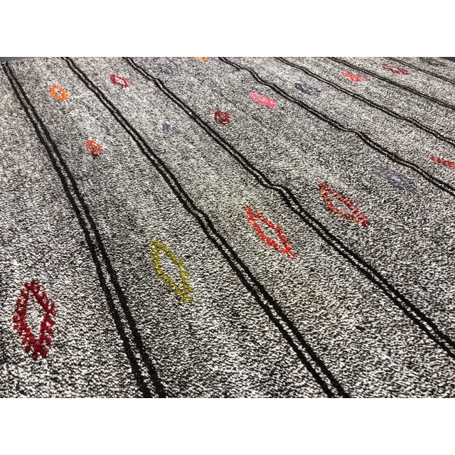 1960s Vintage Turkish Striped Design Handmade Wool Kilim Area Rug - 5′6″ × 6′6″ For Sale - Image 10 of 11
