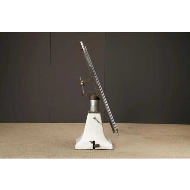 Industrial Shor-Line Hydraulic Lift Operating Table, Usa, C. 1958 For Sale - Image 10 of 16