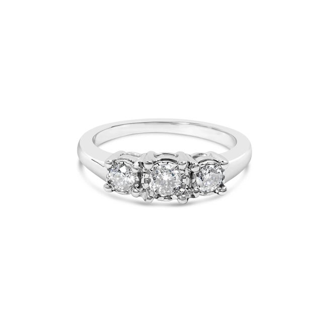 14K White Gold 1/2 Cttw Miracle Set Round Lab Grown Diamond Three Stone Illusion Plate Ring (F-G Col For Sale
