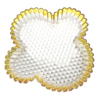 1880s Hobbs Eapg Clover Opalescent Glass Tray With Yellow Rim, 13" For Sale