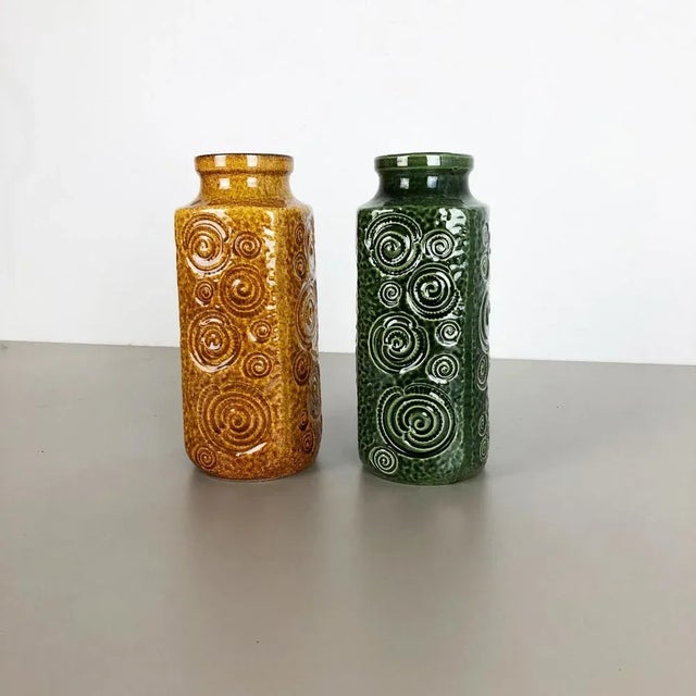 Fat Lava Pottery Jura 282-26 Vases from Scheurich, Germany, 1970s, Set of 2 For Sale - Image 3 of 15