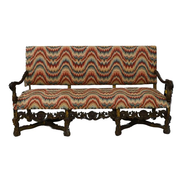 Early 20th Century Antique German Walnut and Upholstered Sofa For Sale