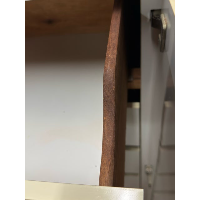 Pierre Cardin White Veneer and Chrome Highboy Dresser for Dillingham For Sale - Image 16 of 17
