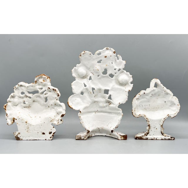 Metal Vintage 1980's White Cast Floral Door Stops – Set of Three – Cottagecore / French Country / Shabby Chic For Sale - Image 7 of 13