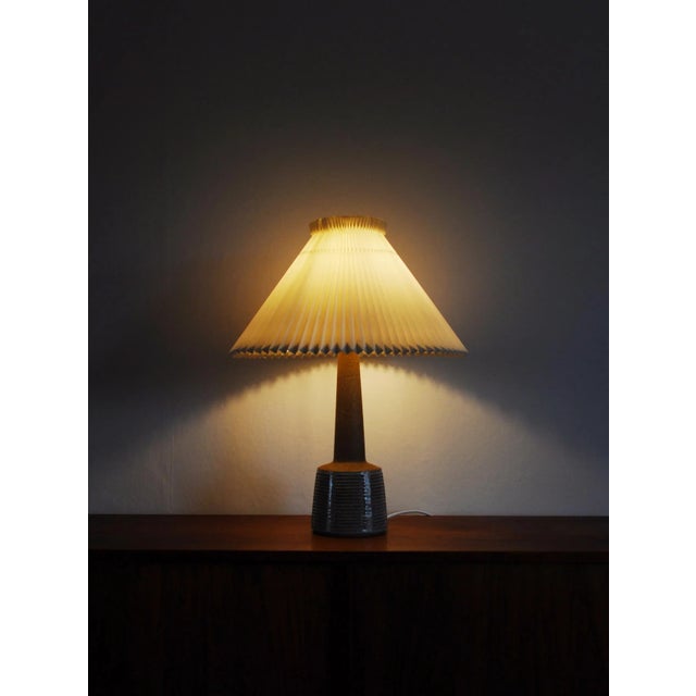 Scandinavian Modern Ceramic Table Lamp by Per Linnemann-Schmidt for Palshus, 1960s For Sale - Image 10 of 12