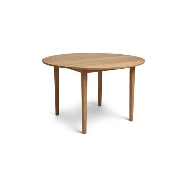Wood Scandinavian No 3 Extendable Dining Table in Oak For Sale - Image 7 of 7