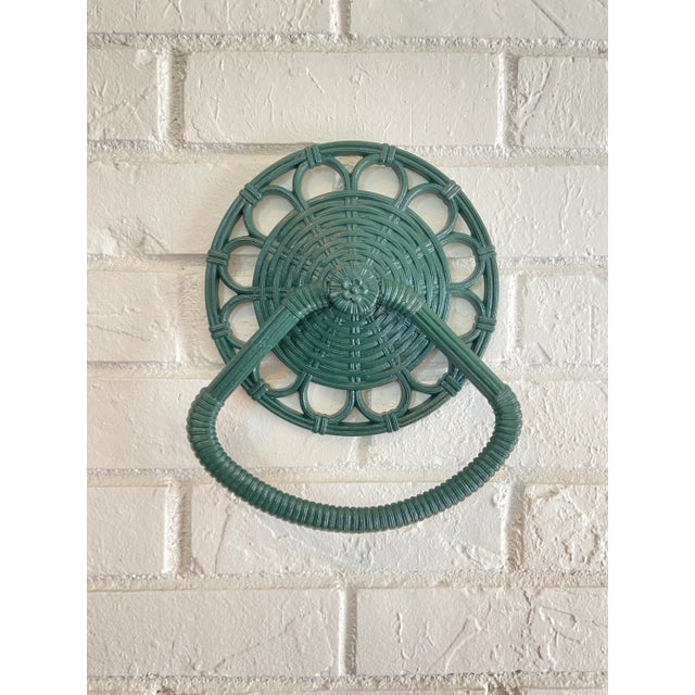 Wood Vintage Faux Rattan Emerald Green Homco Wall Mounted Ring Towel Holder, Towel Hanger, Bathroom Accessories For Sale - Image 7 of 8