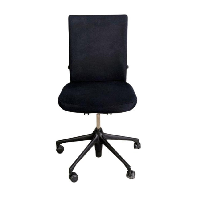 Black Executive Swivel T-Chair from Vitra For Sale - Image 9 of 9