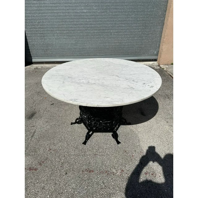 1940s French Art Deco Cast Iron Base Round Carrara Marble Top Dining Table For Sale - Image 6 of 13
