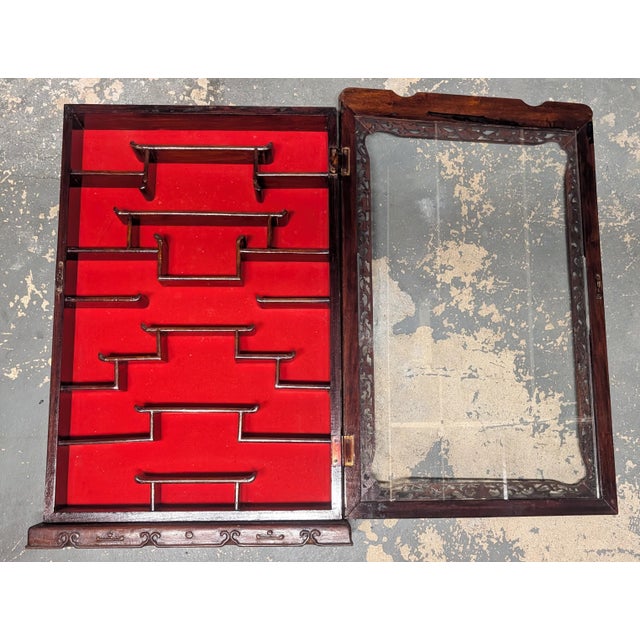 Wood 1970s Chinese Carved Hardwood Shadow Box Curio Display Cases,2 Pieces For Sale - Image 7 of 14