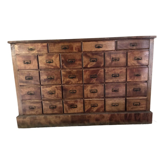 Early 20th Century Wisconsin 28-Drawer Apothecary Cabinet For Sale