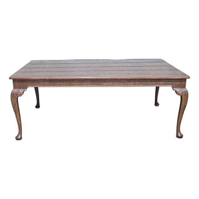 Late 20th Century Baker Stately Homes Queen Anne Burled Walnut Extension Dining Table 4 Leaves For Sale