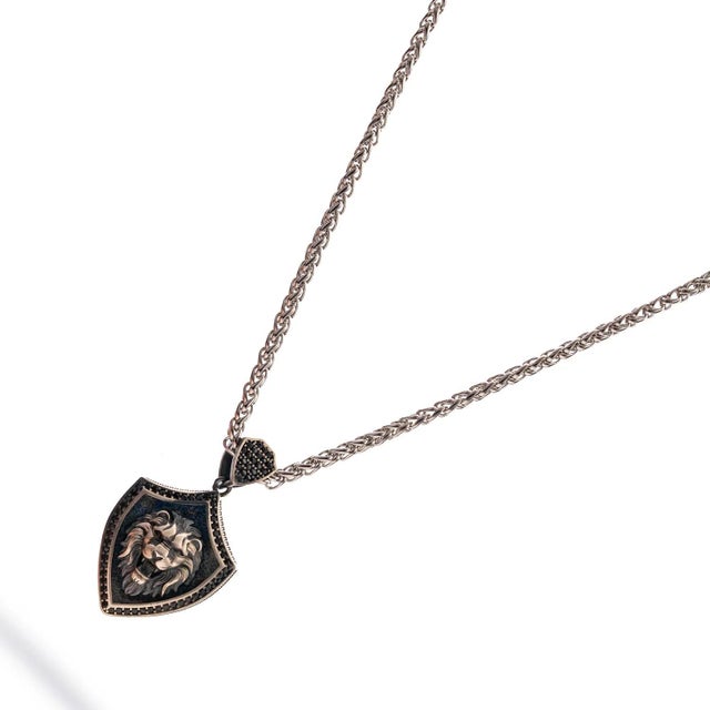 Silver Lionheart Shield Men’s Sterling Silver Necklace For Sale - Image 8 of 11