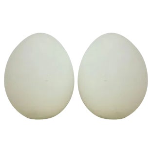 Vintage Egg Shaped Table Lamps in Opaline Glass, 1970s, Set of 2 For Sale