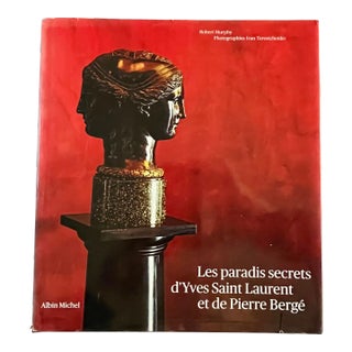 The Private World of Yves Saint Laurent (French Language Version), by Robert Murphy, Albin Michel, 2009 For Sale