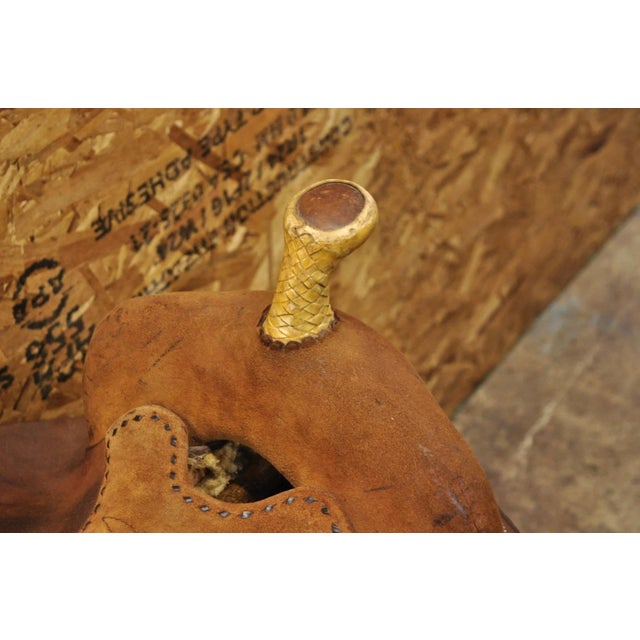 Vintage Circle Y Brand Brown Leather & Suede 14 Inch Barrel Horse Western Saddle For Sale In Philadelphia - Image 6 of 18