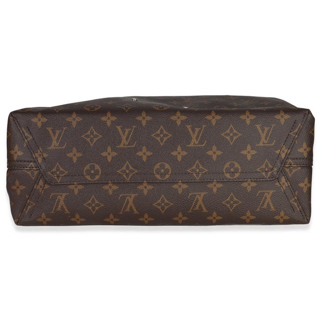 Textile Monogram Canvas Atlantis MM For Sale - Image 7 of 9