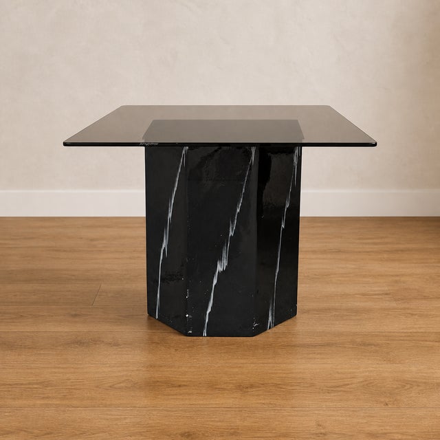 Bring timeless design into your home with this Postmodern side table in a dramatic faux marble finish. Design Highlights:...