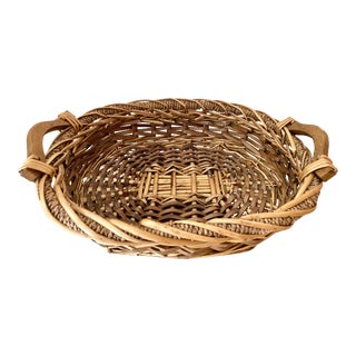 Hand-Woven Tray Basket With Lamp Hanger Wooden Handles - Circa 1990 For Sale
