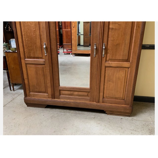 Vintage Art Deco Wardrobe in Oak, 1930 For Sale - Image 11 of 12