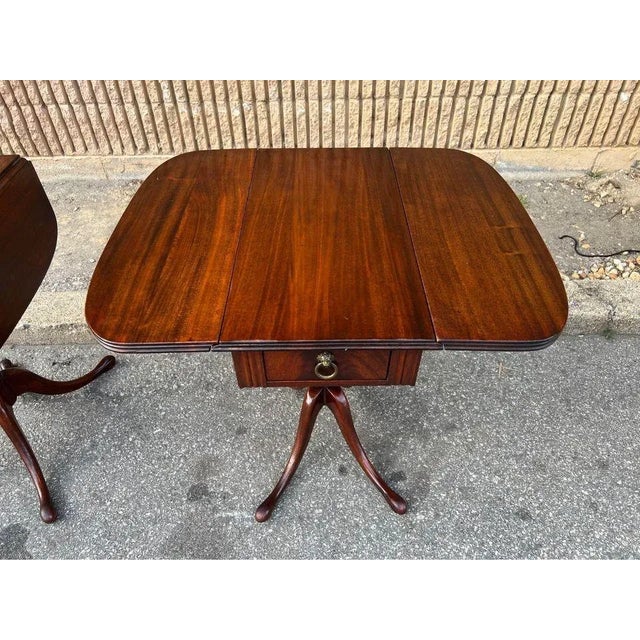 Wood Early 20th Century Pair of Antique Duncan Phyfe Mahogany Drop Leaf Side Tables For Sale - Image 7 of 12