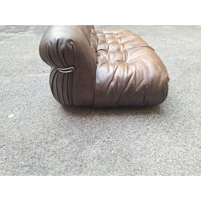 Soriana 2-Seater Sofa in Brown Leather by Afra and Tobia Scarpa for Cassina, 1960s For Sale - Image 11 of 18
