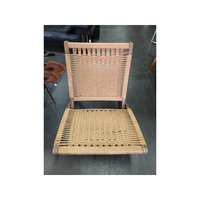 1960s VIntage Folding Woven Lounge Chair For Sale - Image 5 of 11