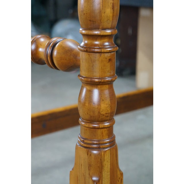 2 Vintage Early American Colonial Style Solid Maple Twin Cannonball Poster Beds For Sale - Image 10 of 18