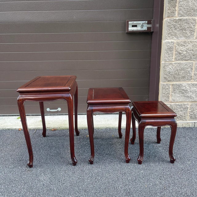 Vintage Chinese Traditional Solid Rosewood Nesting Tables - Set of 3 For Sale In Philadelphia - Image 6 of 10