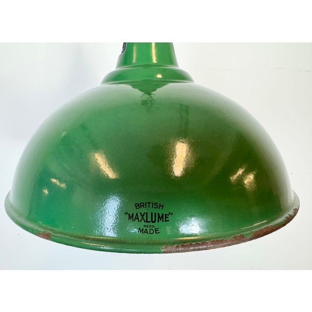 Industrial British Green Enamel Factory Pendant Lamp from Maxlume, 1960s For Sale - Image 4 of 18