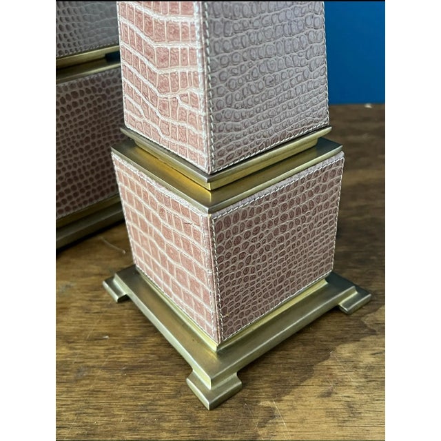 Vintage Faux Croc Obelisk Set | Light Brown Brass Decor For Sale - Image 14 of 16