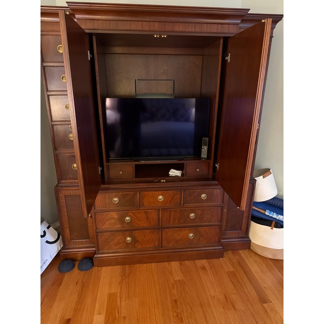 Entertainment armoire 15 years old and used in a high ceilinged bedroom. 10ft Ceiling. Mint condition. Originally...