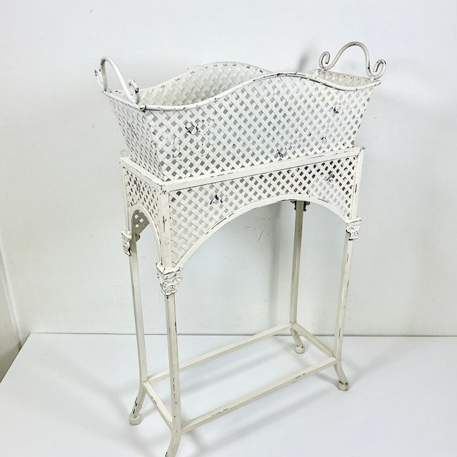 Metal 1970s Mid-Century Boho Chic Coastal Victorian Tole Metal Flat Bar Lattice Plant Stand. For Sale - Image 7 of 13