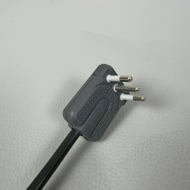 Space Age Chrome Table Lamp with Articulated Arm, 1960s For Sale - Image 10 of 13