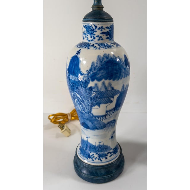 19th Century Pair of Chinese Blue and White Vases Mounted as Table Lamps For Sale - Image 4 of 12