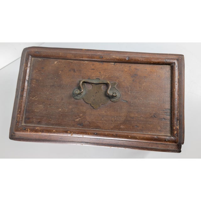 Brown 19th Century American Georgian Style Rustic Primitive Wood Box For Sale - Image 8 of 18
