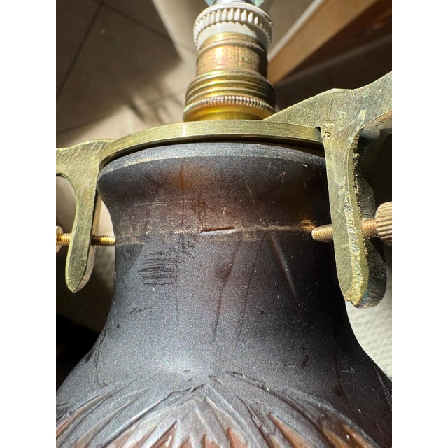 Late 20th Century Daum Nancy Embossed Golden Brown Art Glass Table Lamp Acorn & Bird Design 19x10” For Sale - Image 11 of 11