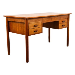 Mid Century Danish Modern Desk Executive Teak Floating 5 Drawer Denmark Lock MCM For Sale
