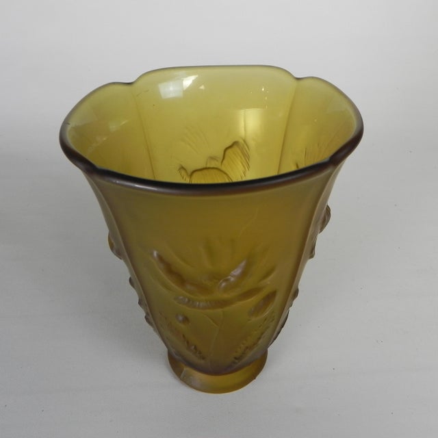 1960s Vintage Pressed Glass Inwald Vase, 1960s For Sale - Image 5 of 13