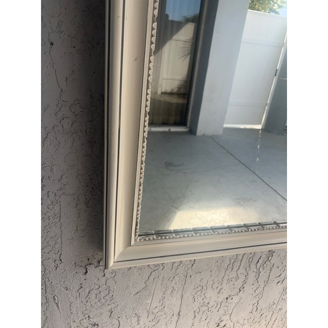 Hollywood Regency Palm Beach Regency Style Mirror With Shell Detail For Sale - Image 3 of 10